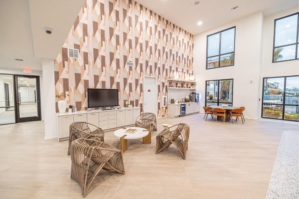 Images Botanic Miramar Beach Apartments