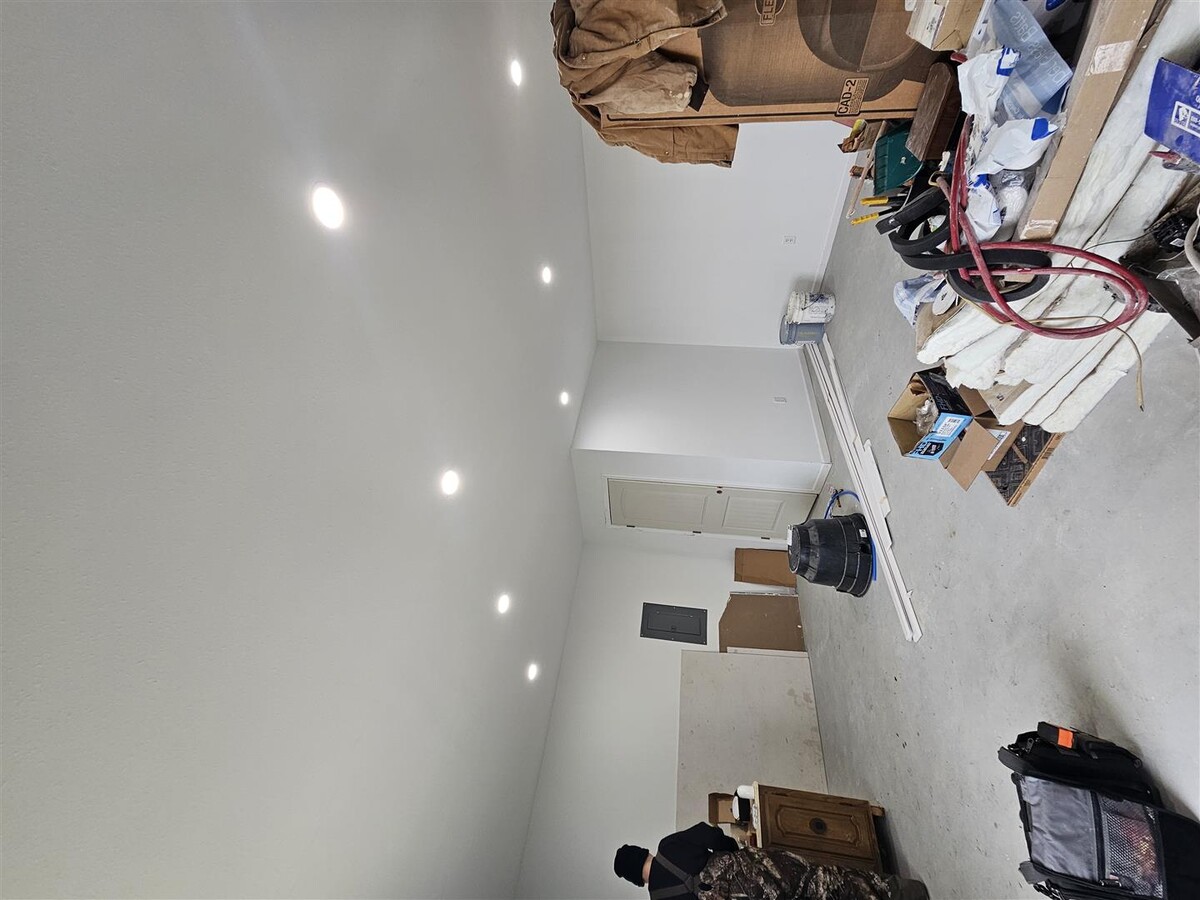 Images Red's Electric