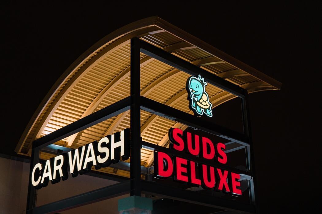 Images Suds Deluxe Car Wash