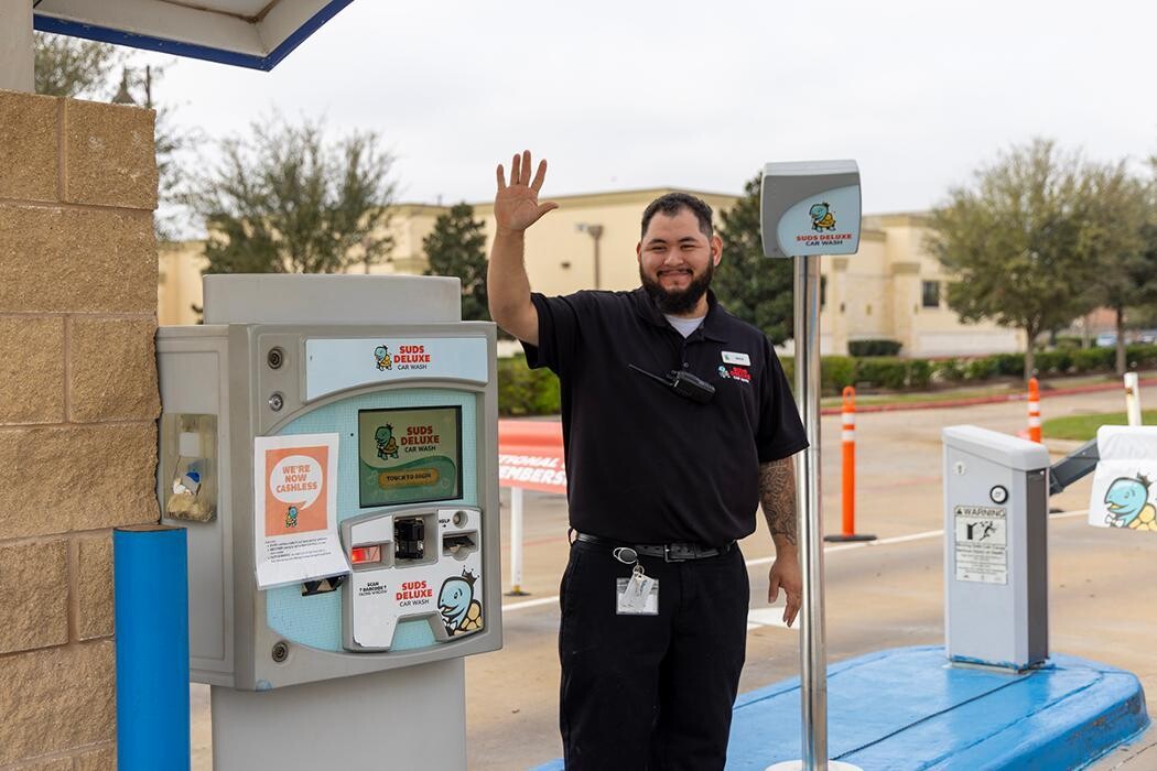 Images Suds Deluxe Car Wash