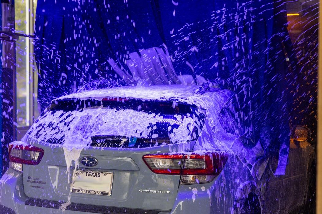 Images Suds Deluxe Car Wash