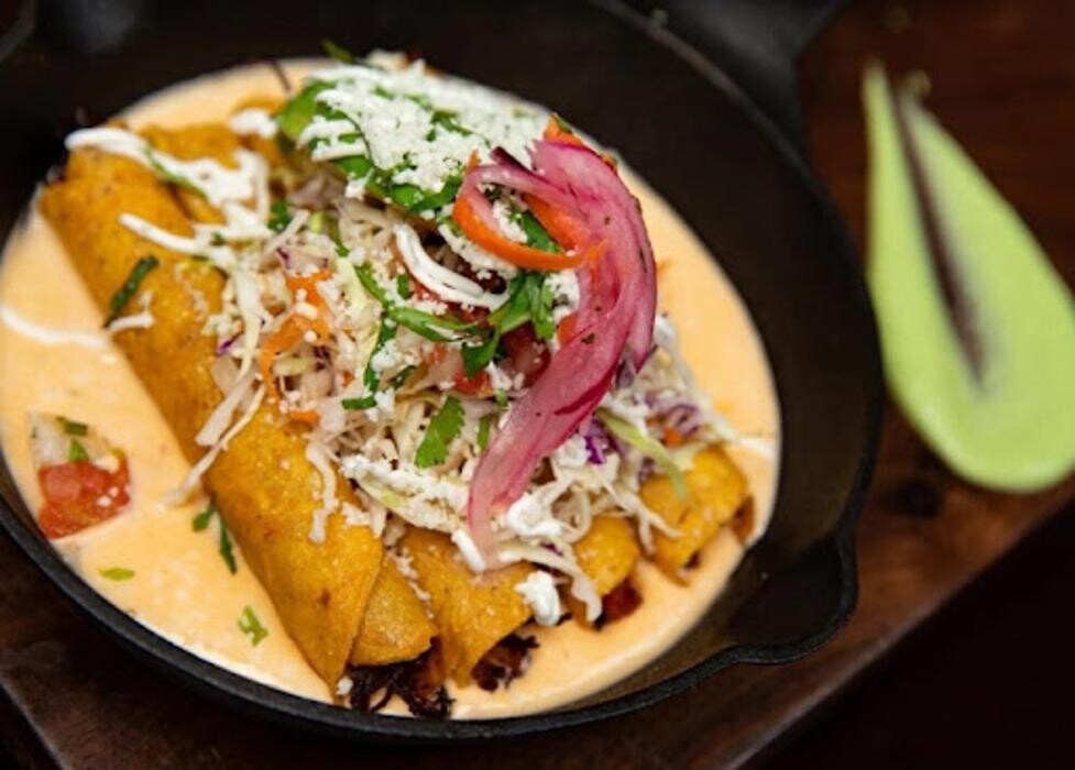 Images Hacienda Bar & Grill