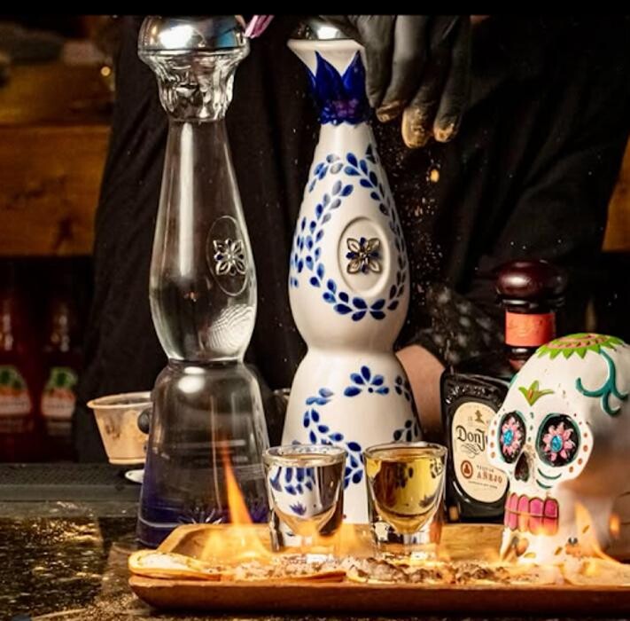 Images Hacienda Bar & Grill