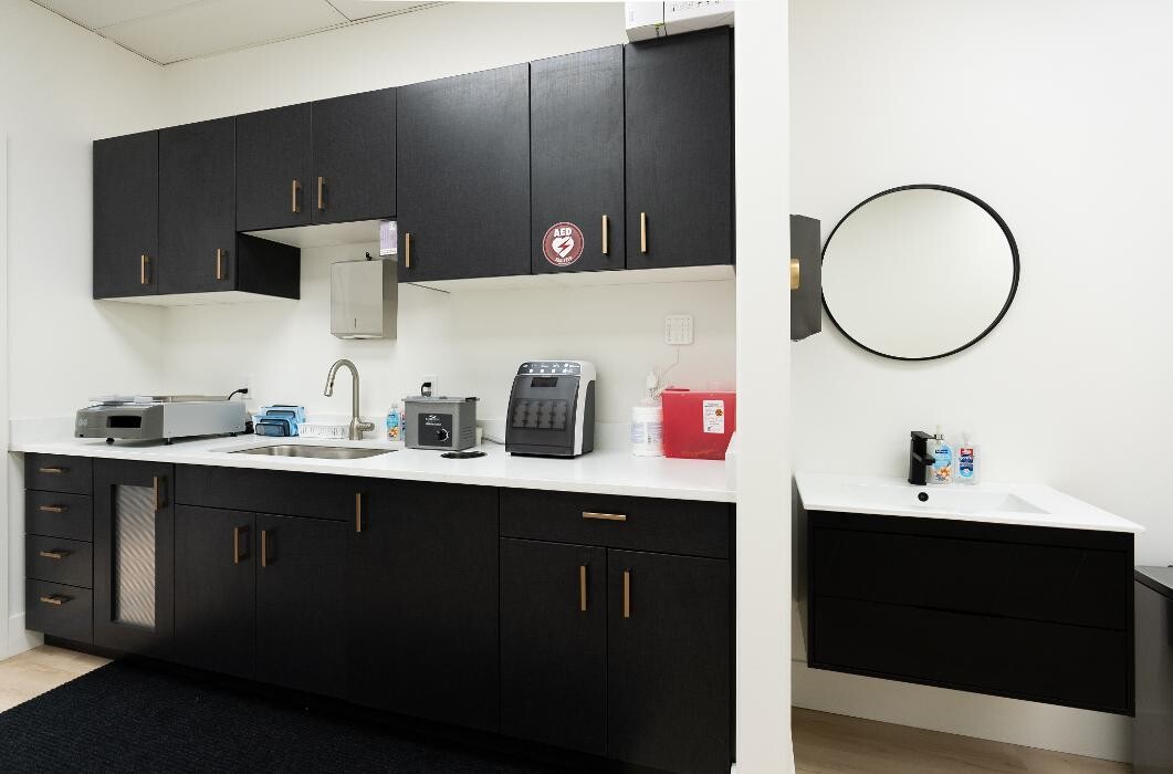 Images Only Crowns - Henderson