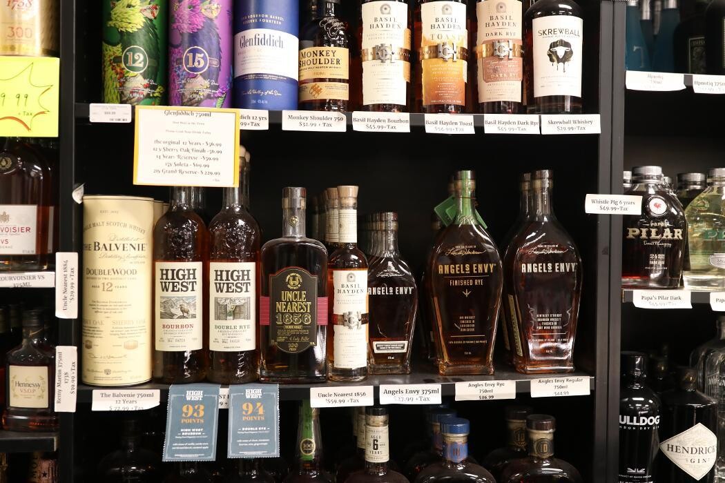 Images JERRY'S LIQUOR & WATER MARKET