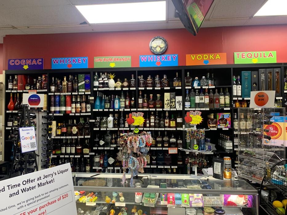 Images JERRY'S LIQUOR & WATER MARKET