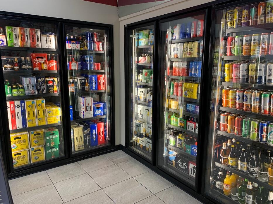 Images JERRY'S LIQUOR & WATER MARKET