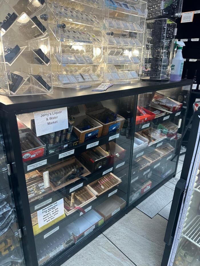 Images JERRY'S LIQUOR & WATER MARKET