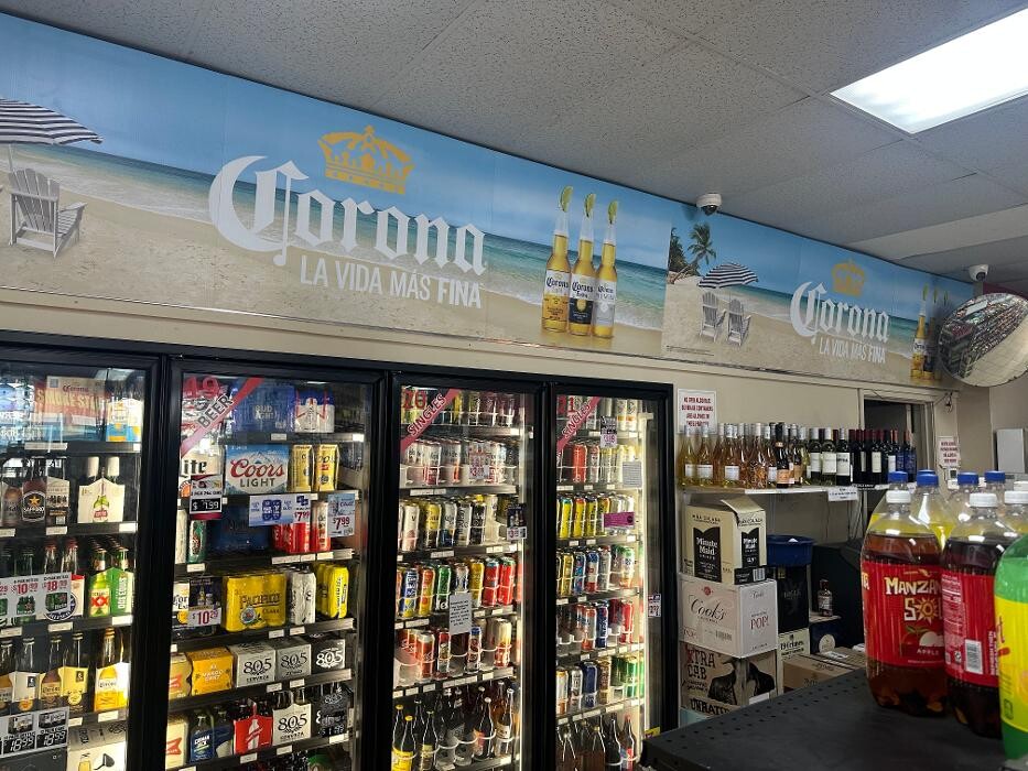 Images JERRY'S LIQUOR & WATER MARKET