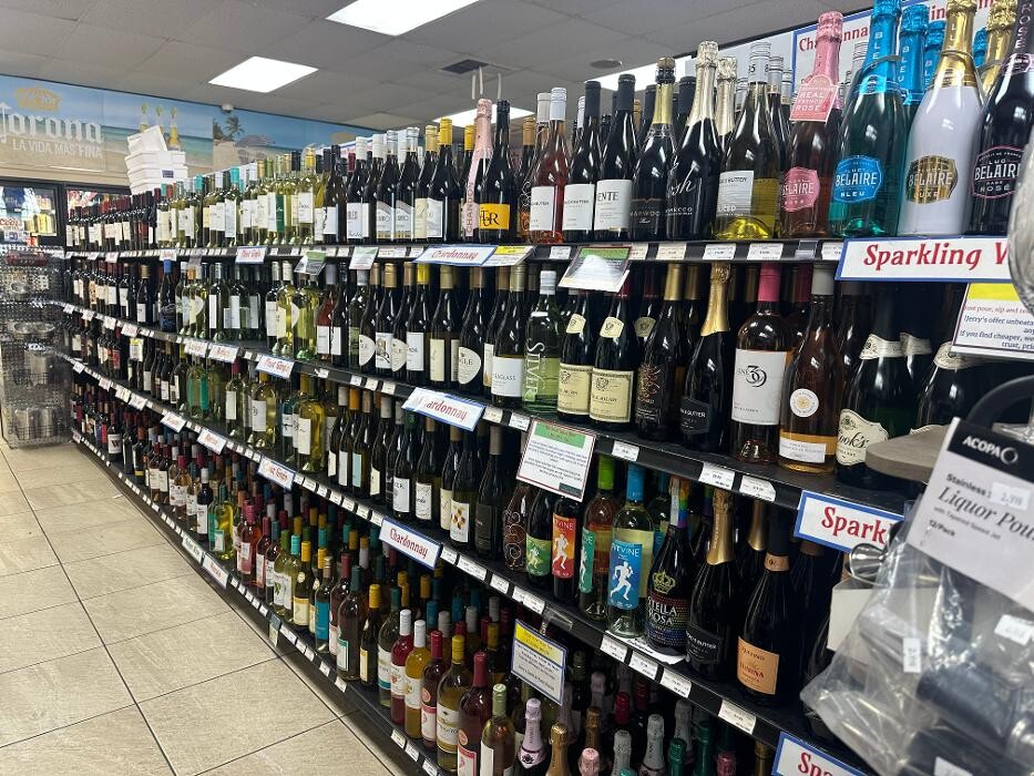 Images JERRY'S LIQUOR & WATER MARKET