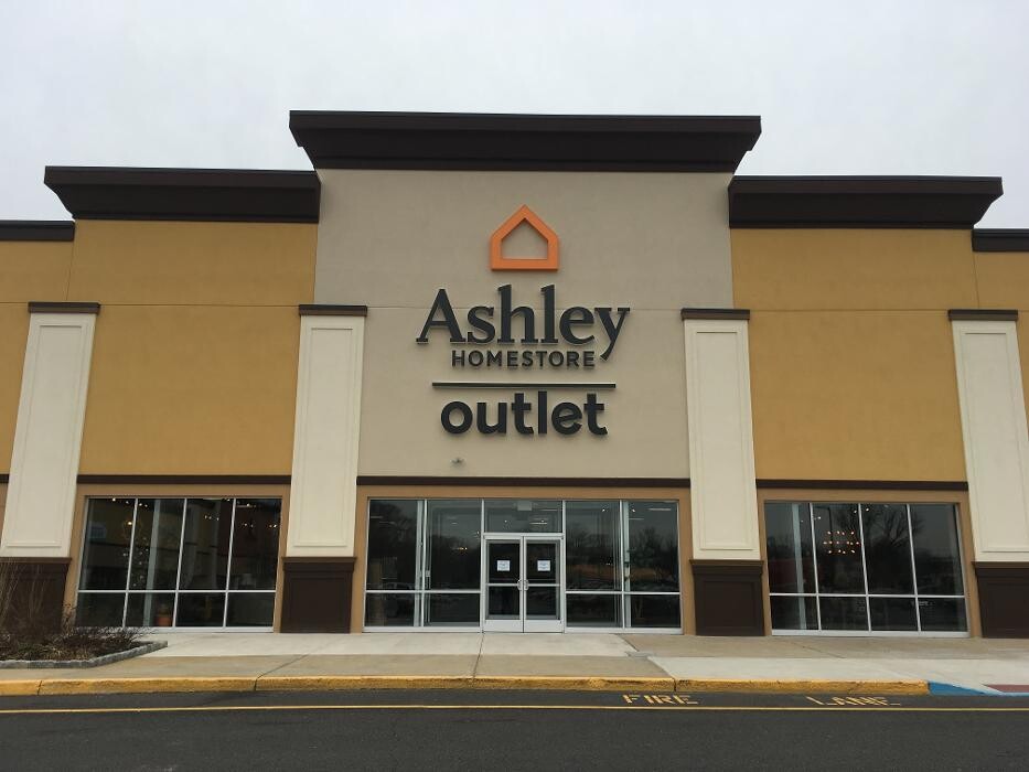 Images Ashley Outlet