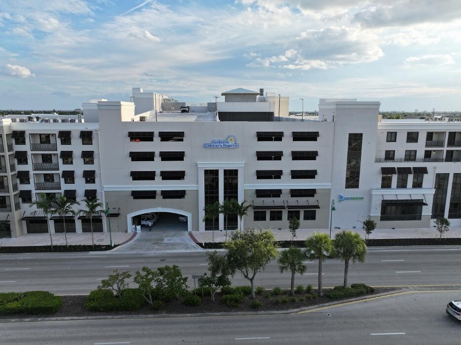 Images Cardiology Heart Institute at Bimini Square
