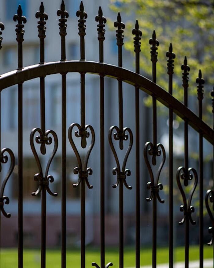 Images Capital Fence