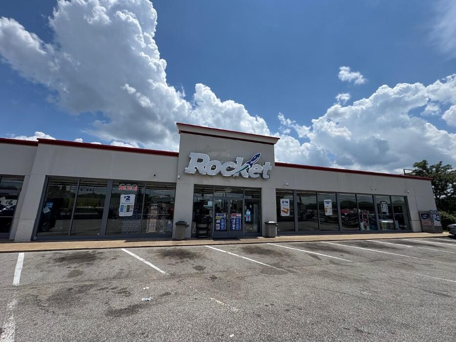 Images CoinFlip Bitcoin ATM - Rocket #4215 (St. Louis)