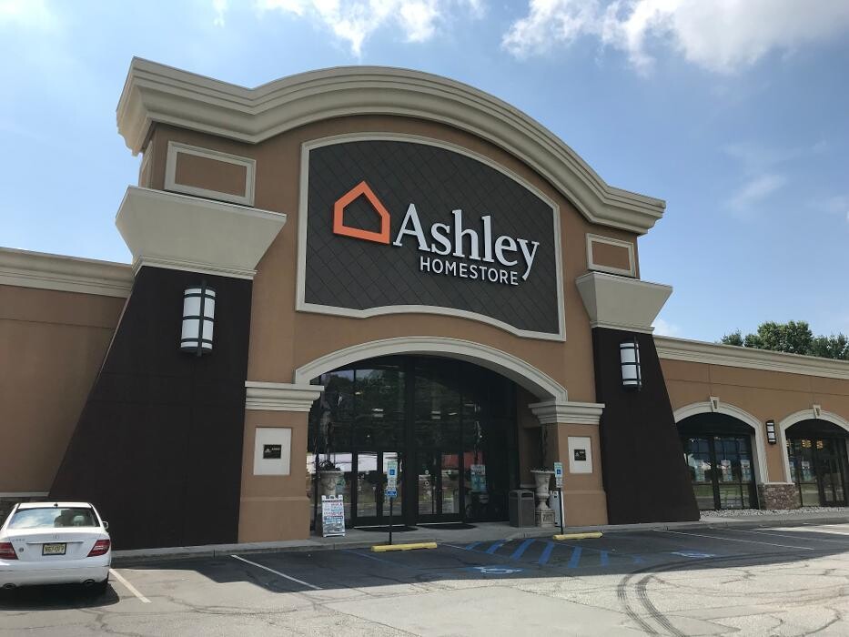 Images Ashley Store
