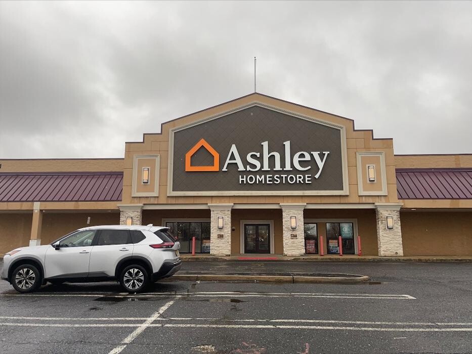 Images Ashley Store