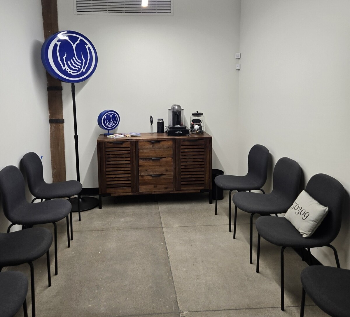 Images Ketelsen Davis Agency