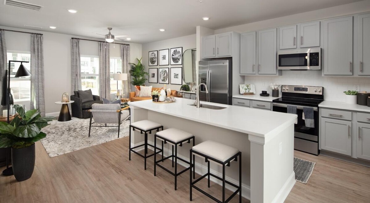 Images Generation Avondale East