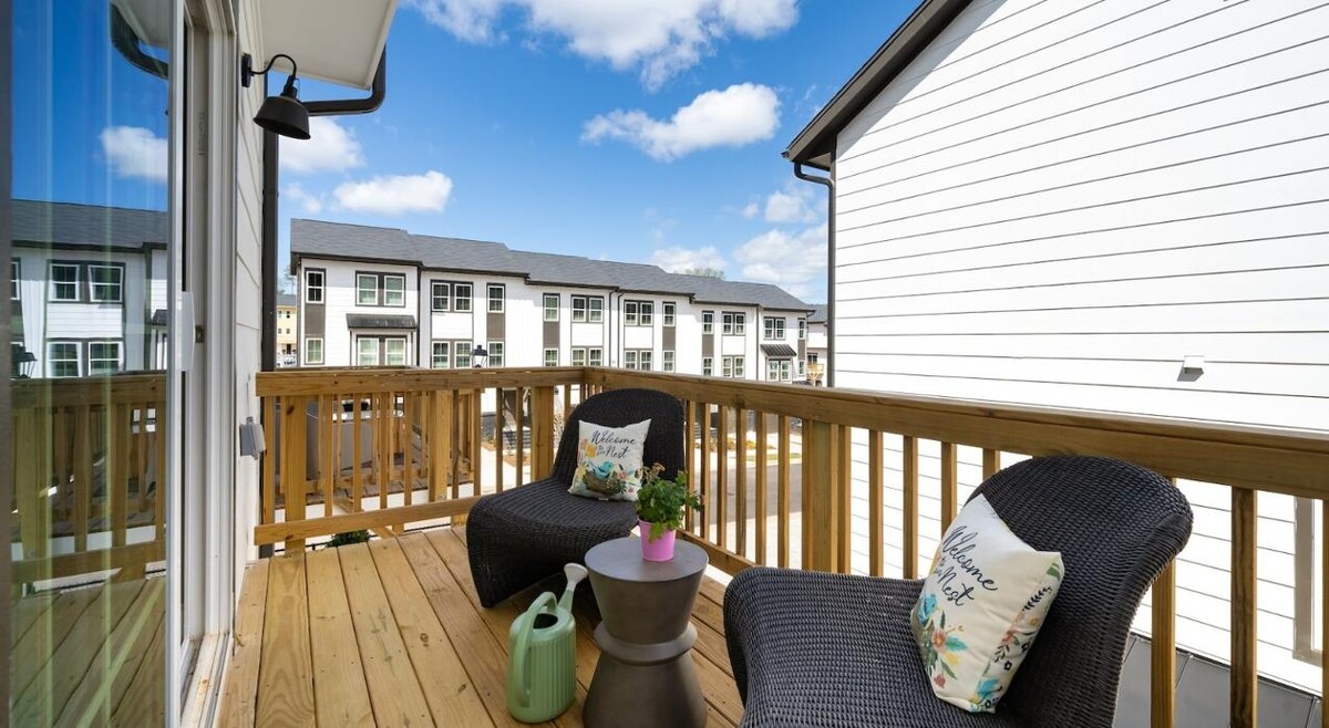 Images Generation Avondale East