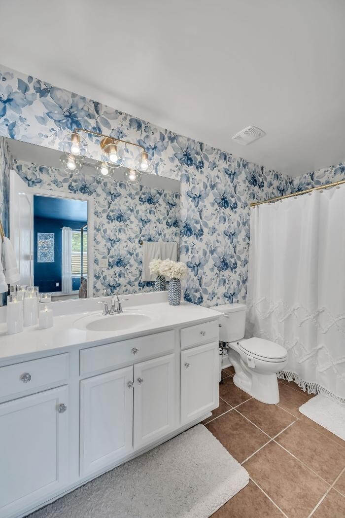 Images Elizabeth Smith, RE/MAX Choice Properties