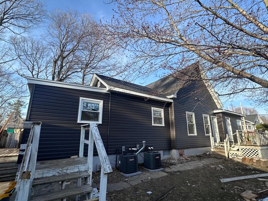 Images Eddie's Roofing & Exteriors, Inc