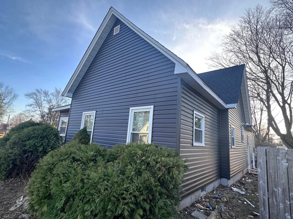 Images Eddie's Roofing & Exteriors, Inc