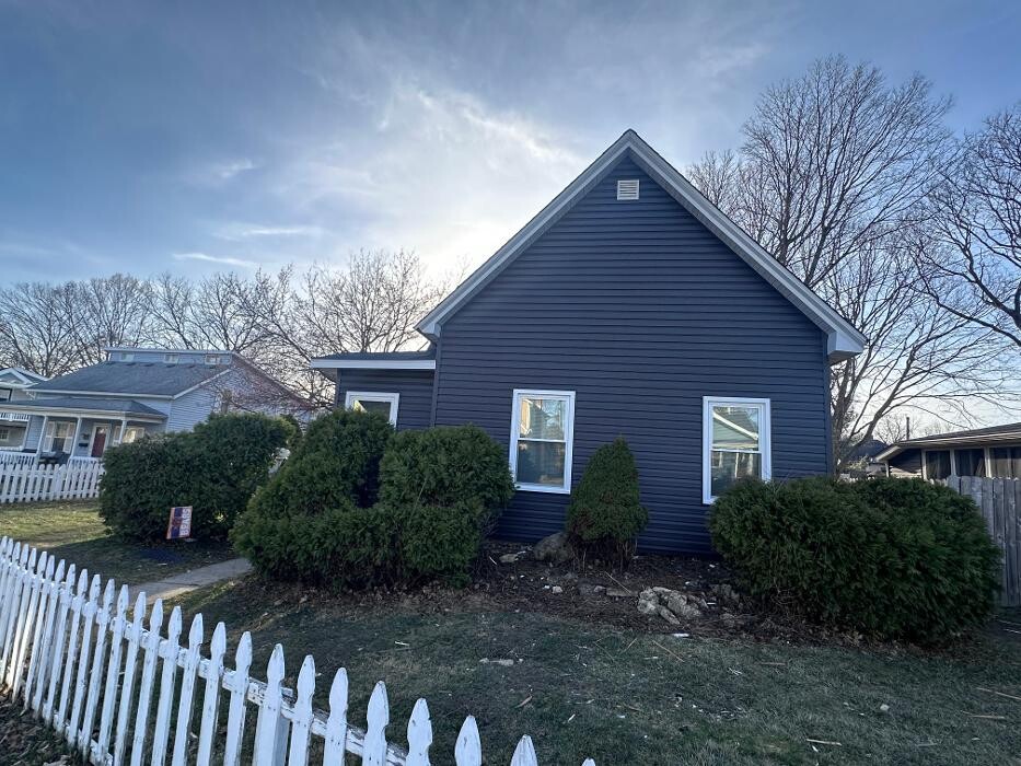 Images Eddie's Roofing & Exteriors, Inc