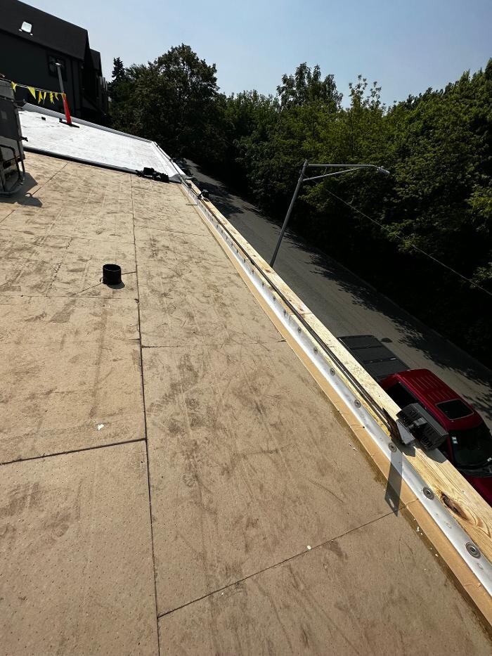 Images Eddie's Roofing & Exteriors, Inc