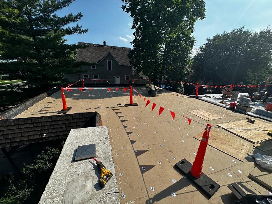 Images Eddie's Roofing & Exteriors, Inc