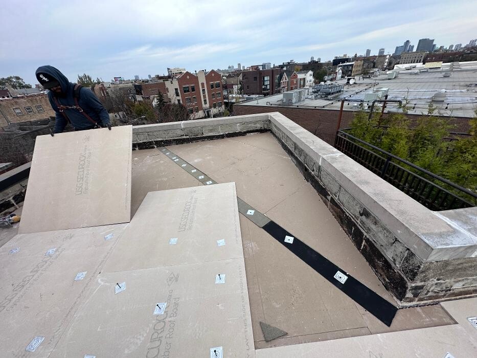 Images Eddie's Roofing & Exteriors, Inc