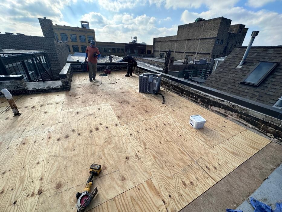 Images Eddie's Roofing & Exteriors, Inc