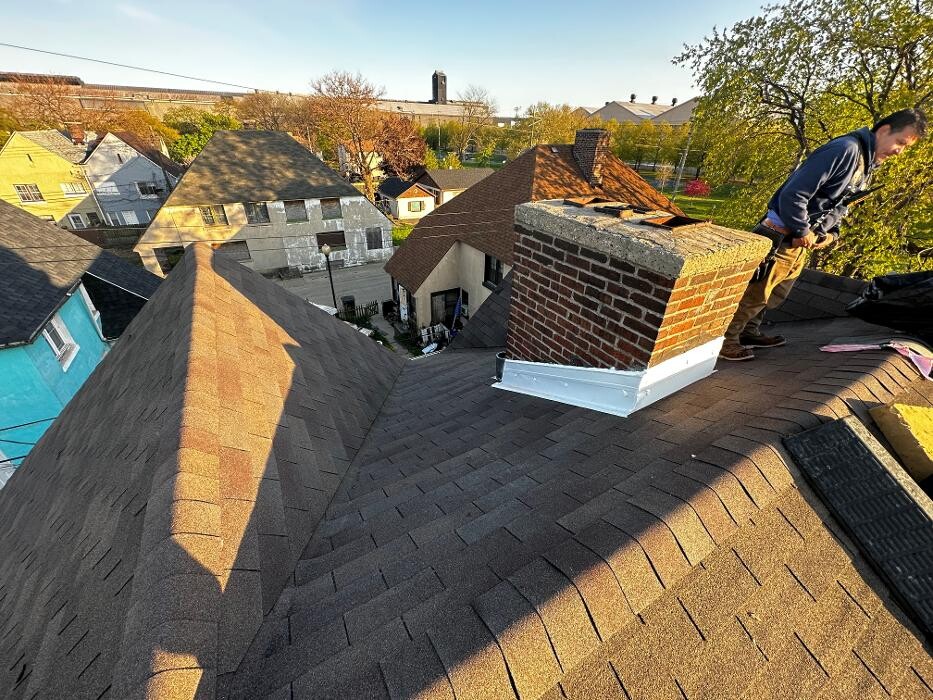 Images Eddie's Roofing & Exteriors, Inc