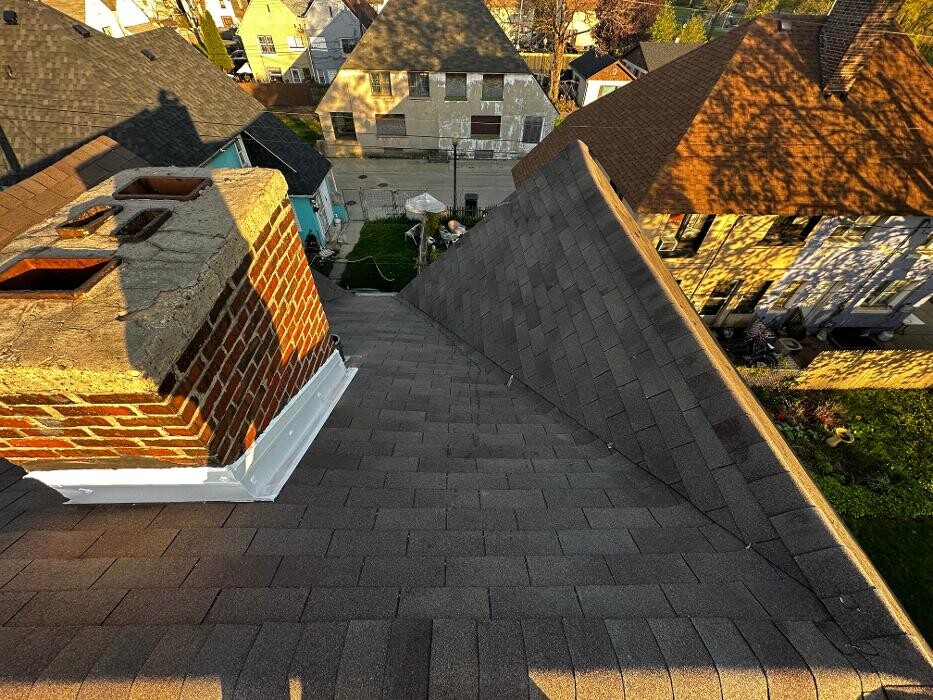 Images Eddie's Roofing & Exteriors, Inc