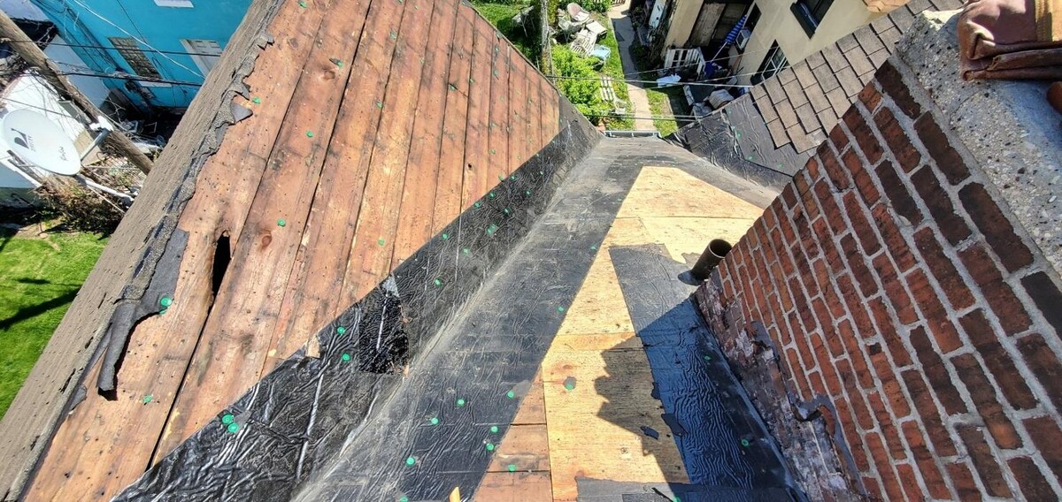 Images Eddie's Roofing & Exteriors, Inc