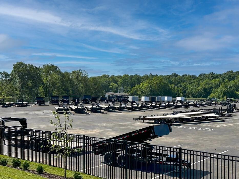 Images Nationwide Trailers - St Louis