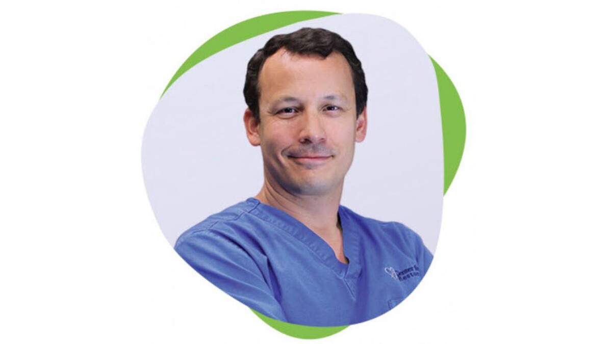 Images Center for Vein Restoration | Dr. Eddie Fernandez