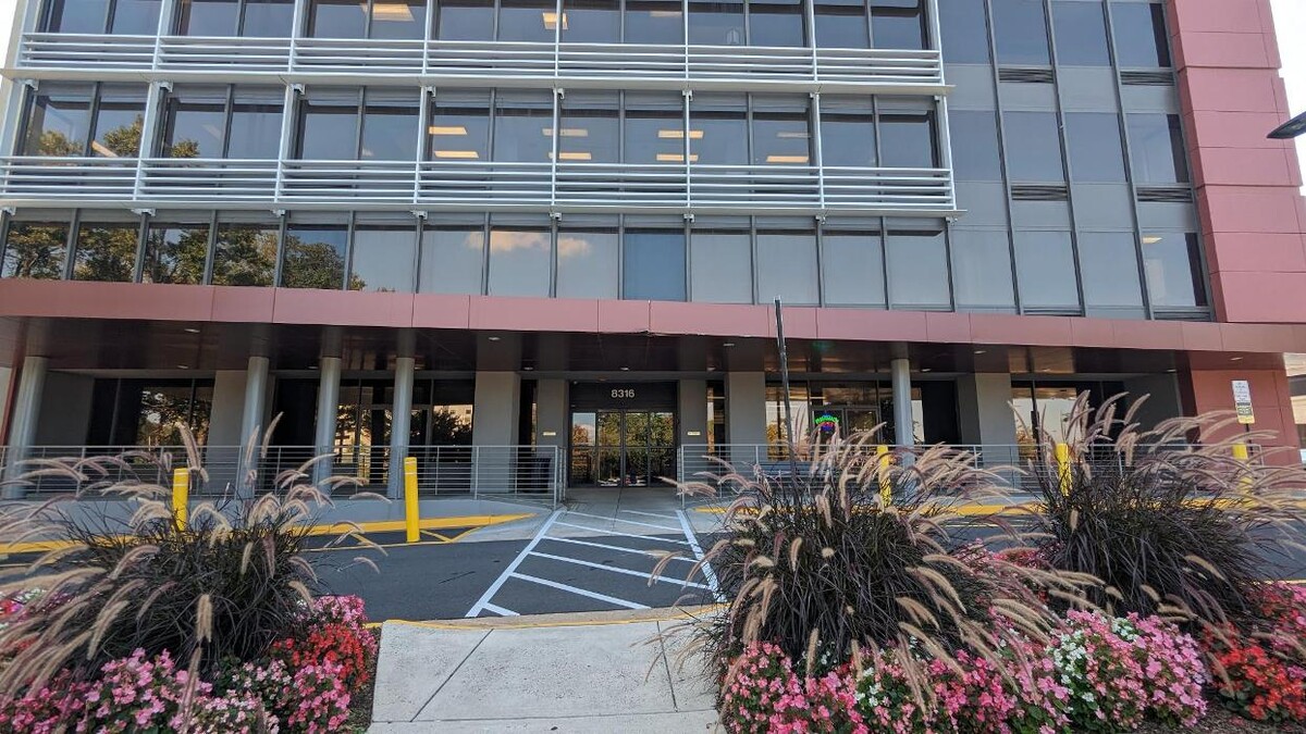 Images Center for Vein Restoration | Dr. Theresa Soto