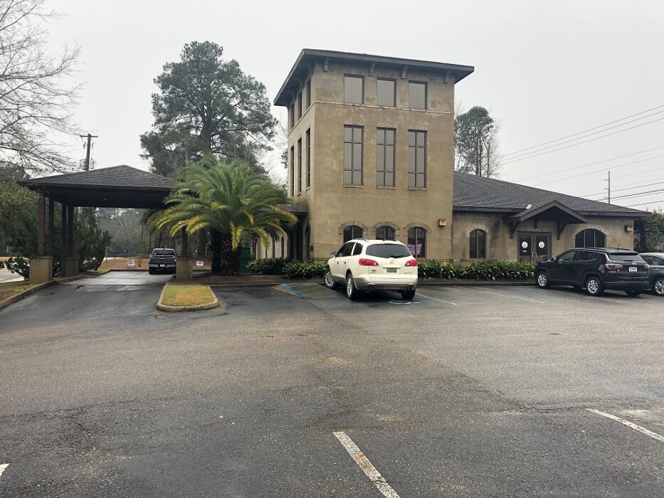 Images Center for Vein Restoration | Dr. David Fortenberry