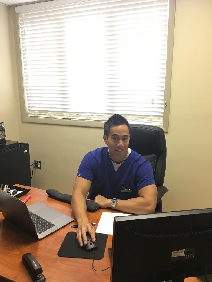 Images Center for Vein Restoration | Dr. Richard Nguyen