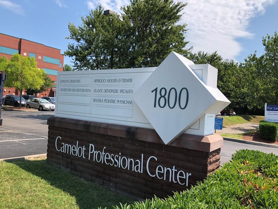 Images Center for Vein Restoration | Dr. Keith Nichols