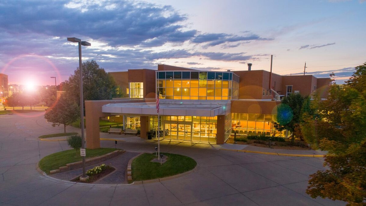 Images UnityPoint Health – St. Luke’s June E. Nylen Cancer Center