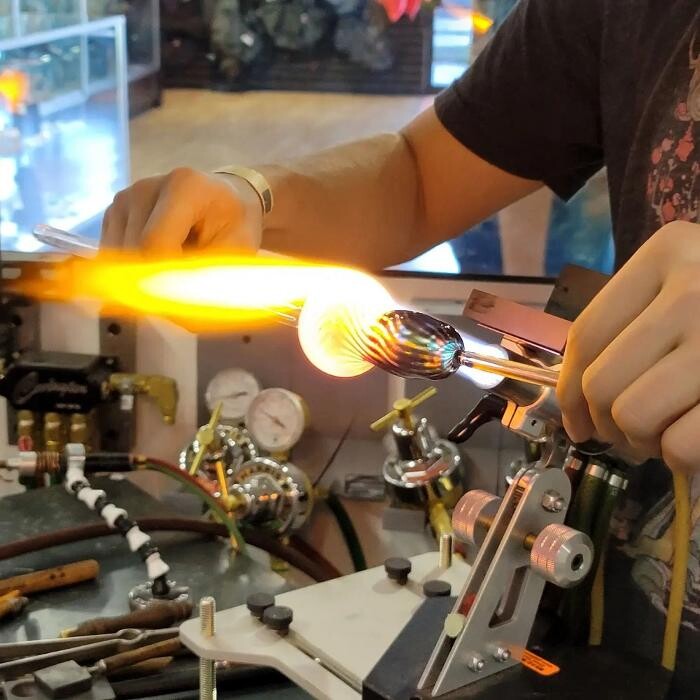 Images 710 Pipes - Smoke Shop