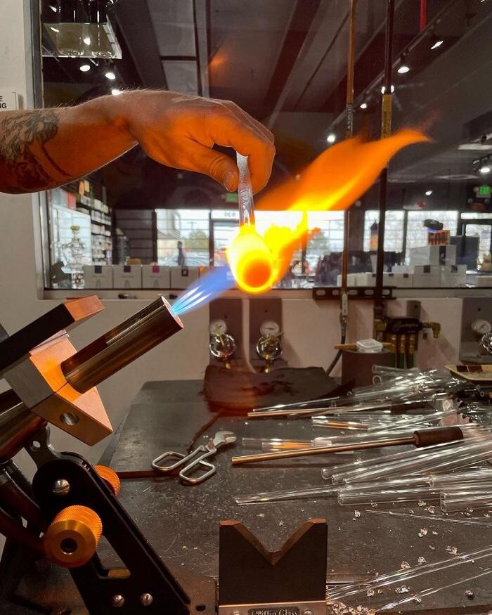 Images 710 Pipes - Smoke Shop