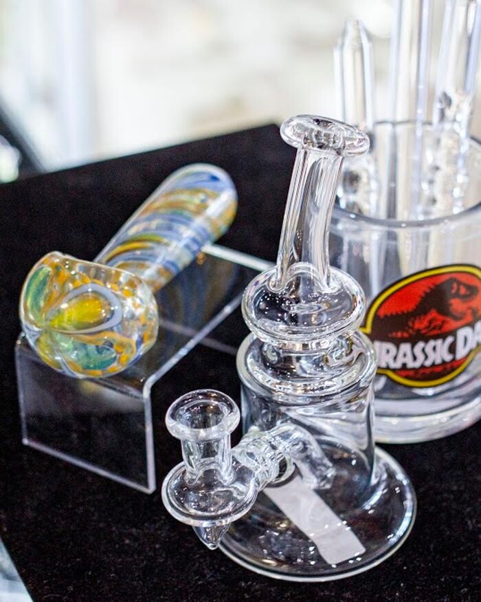 Images 710 Pipes - Smoke Shop