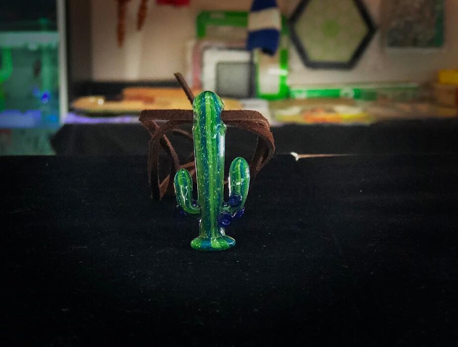 Images 710 Pipes - Smoke Shop