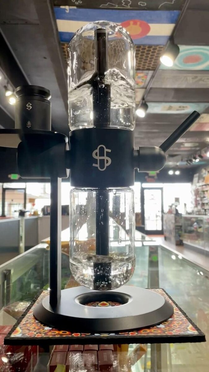 Images 710 Pipes - Smoke Shop