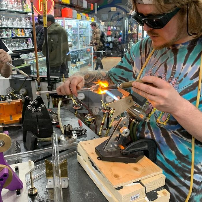 Images 710 Pipes - Smoke Shop