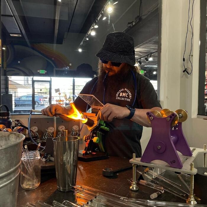 Images 710 Pipes - Smoke Shop