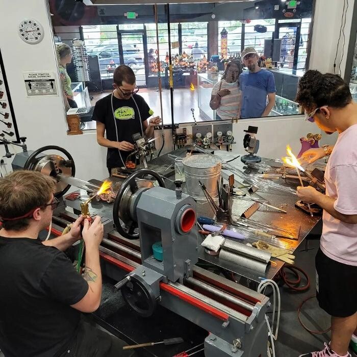 Images 710 Pipes - Smoke Shop