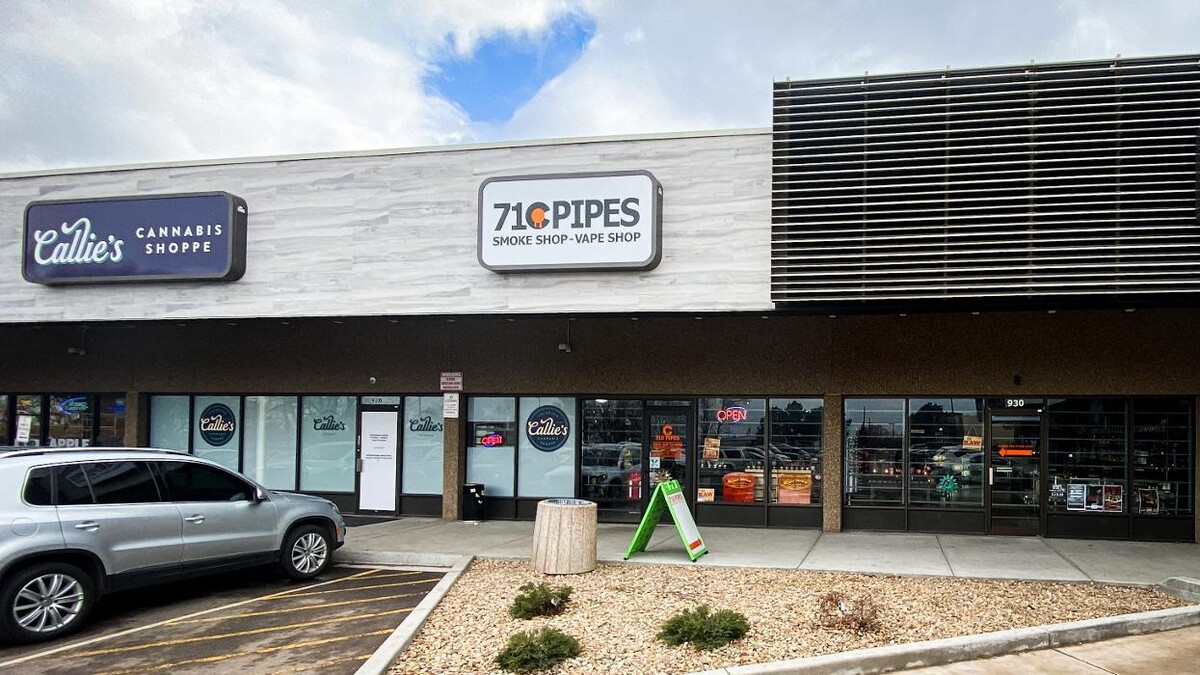 Images 710 Pipes - Smoke Shop